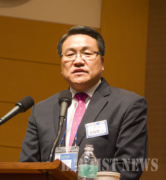 신임 총무에 당선된 김일엽 목사