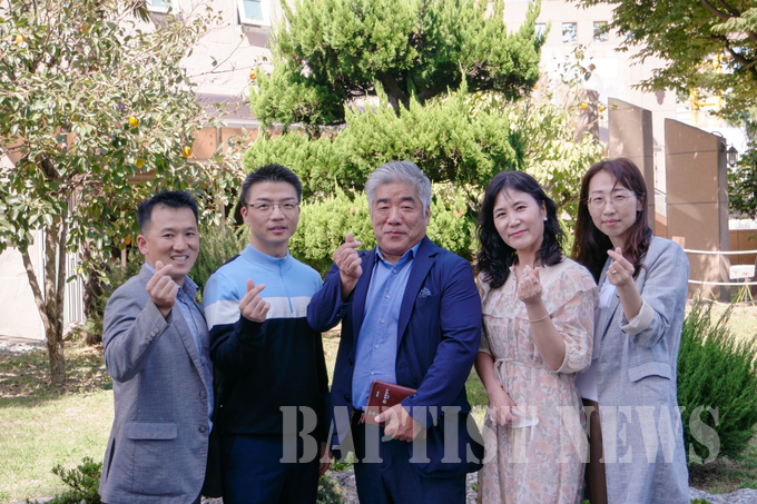 교육위원회.<br>
<br>
목자 팀.
